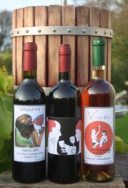 Tejn: Wine labels. 